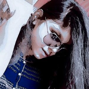 Meet your Posher, Adiba